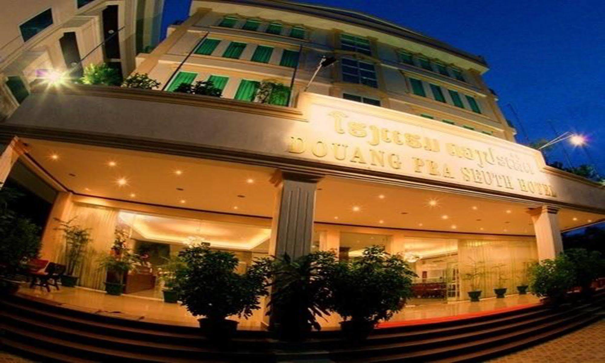 Douangpraseuth Hotel Vientiane Exterior photo